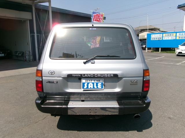 ランドクルーザー８０ ＶＸリミテッド　管理法人買取車　４．２ＤＴ　タイミングベルト交換済　社外フルセグナビ　バックカメラ　前後ドライブレコーダー　アクティブバケーション（3枚目）