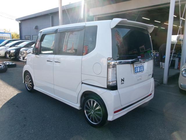 Ｎ－ＢＯＸカスタム Ｇ・ターボＡパッケージ　女性ユーザー下取車　禁煙車　純正ナビＴＶ　バックカメラ　Ｂｌｕｅｔｏｏｔｈ　両側パワースライドドア　キセノンヘッドライト　純正アルミホイール　ＥＴＣ　パドルシフト（9枚目）