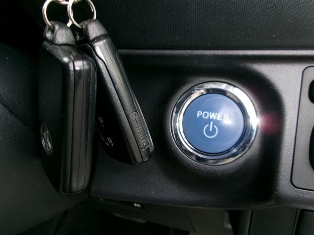 アクア Ｇ　セーフティセンス　雹害車　禁煙車　オプションＬＥＤヘッドライト　ＬＥＤフォグランプ　純正ナビＴＶ　バックカメラ　革巻きステアリング　Ｂｌｕｅｔｏｏｔｈ　ドルフィンアンテナ　アイソフィックス（15枚目）