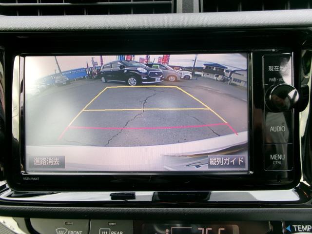 アクア Ｇ　セーフティセンス　雹害車　禁煙車　オプションＬＥＤヘッドライト　ＬＥＤフォグランプ　純正ナビＴＶ　バックカメラ　革巻きステアリング　Ｂｌｕｅｔｏｏｔｈ　ドルフィンアンテナ　アイソフィックス（21枚目）