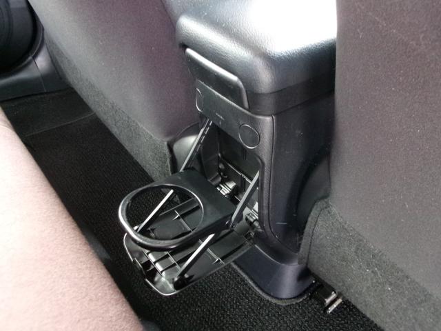 アクア Ｇ　セーフティセンス　雹害車　禁煙車　オプションＬＥＤヘッドライト　ＬＥＤフォグランプ　純正ナビＴＶ　バックカメラ　革巻きステアリング　Ｂｌｕｅｔｏｏｔｈ　ドルフィンアンテナ　アイソフィックス（31枚目）