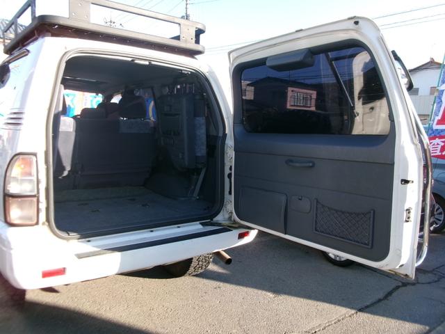 ランドクルーザープラド ＴＸリミテッド　ユーザー下取車　禁煙車　サンルーフ　８人乗り（10枚目）