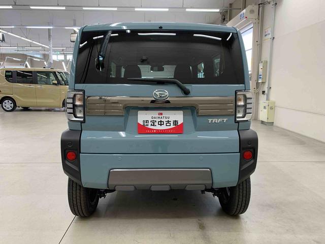 タフト Ｇ　ダーククロムベンチャー　２ＷＤ　ＬＥＤヘッドライト・バックカメラ・シートヒーター・スマートアシスト・アイドリングストップ・プッシュボタンスタート・オートライト・オートマチックハイビーム・オートエアコン・電動格納式ドアミラー（6枚目）