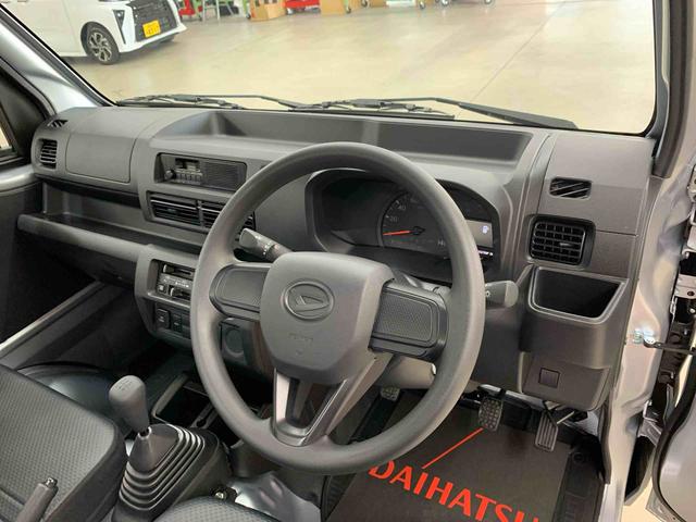 ハイゼットトラック スタンダード 4WD マニュアルエアコン・スマートアシスト・AM,FMラジオ・横滑り防止装置・オートライト・オートマチックハイビーム(18枚目)