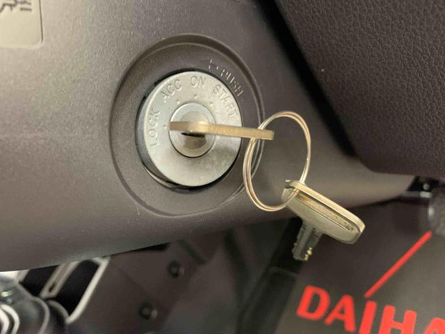 ハイゼットトラック スタンダード 4WD マニュアルエアコン・スマートアシスト・AM,FMラジオ・横滑り防止装置・オートライト・オートマチックハイビーム(25枚目)