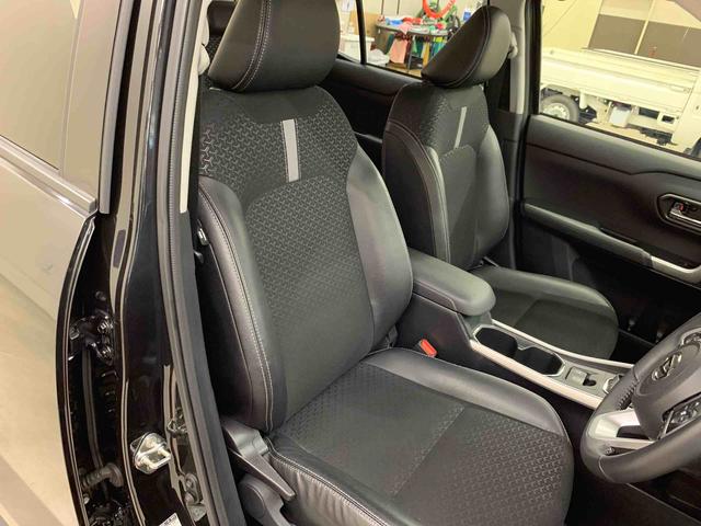 ロッキー プレミアムG 4WD LEDヘッドライト・ディスプレイオーディオ・パノラマモニター・シートヒーター・スマートアシスト・アイドリングストップ・プッシュボタンスタート・オートライト・オートマチックハイビーム・オートエアコン(16枚目)