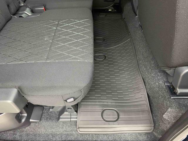 アトレー RS 4WD 両側電動スライドドア・LEDヘッドライト・バックカメラ・プッシュボタンスタート・アイドリングストップ・スマートアシスト・オートライト・オートマチックハイビーム・オートエアコン・電動格納式ドアミラー(37枚目)
