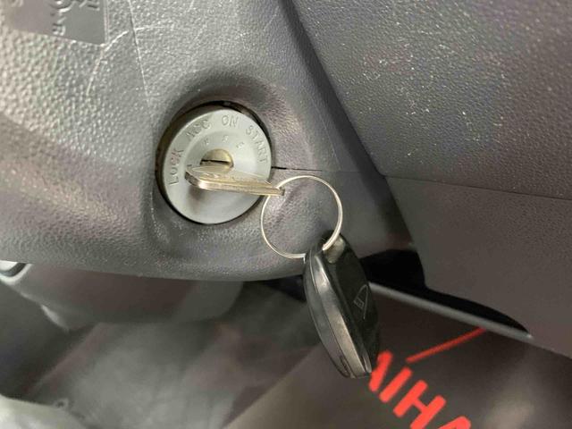 ハイゼットカーゴ ＤＸ　４ＷＤ　両側スライドドア・キーレスエントリー・マニュアルエアコン・ＡＭ，ＦＭラジオ（25枚目）