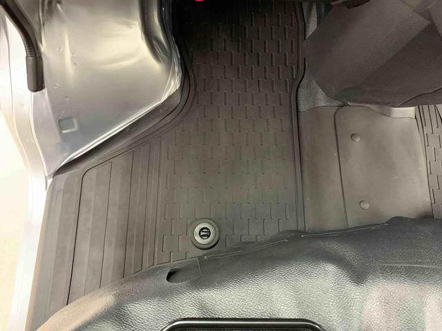 ハイゼットカーゴ DX 2WD 両側スライドドア・オートライト・オートマチックハイビーム・AMFMラジオ・キーレスエントリー・アイドリングストップ・マニュアルエアコン・スマートアシスト・水平格納式リヤシート(36枚目)