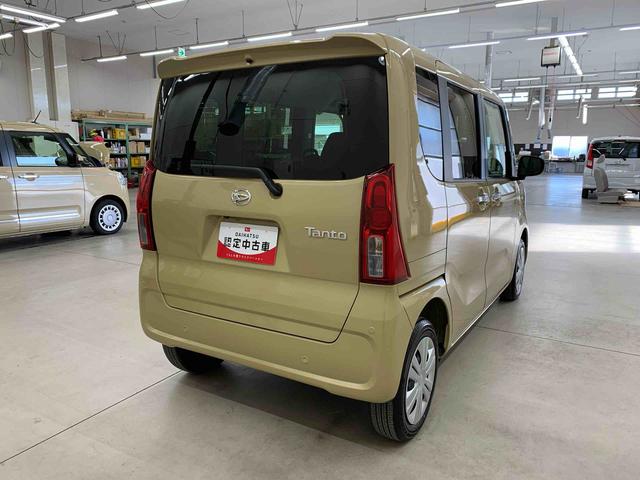 タント Ｘ　４ＷＤ　片側電動スライドドア・ＬＥＤヘッドライト・オートライト・オートマチックハイビーム・プッシュスタートボタン・アイドリングストップ・シートヒーター・電動格納式ドアミラー・スマートアシスト（11枚目）