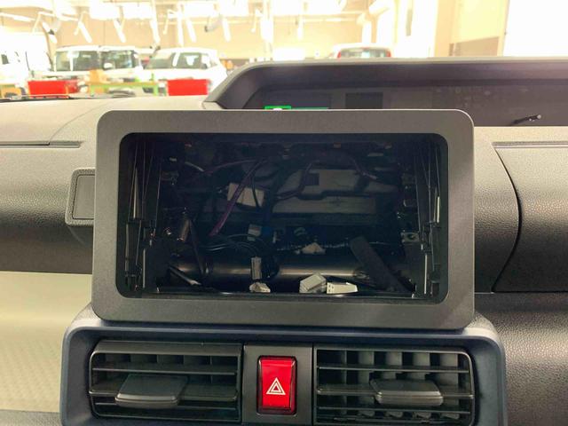 タント Ｘ　４ＷＤ　片側電動スライドドア・ＬＥＤヘッドライト・オートライト・オートマチックハイビーム・プッシュスタートボタン・アイドリングストップ・シートヒーター・電動格納式ドアミラー・スマートアシスト（13枚目）