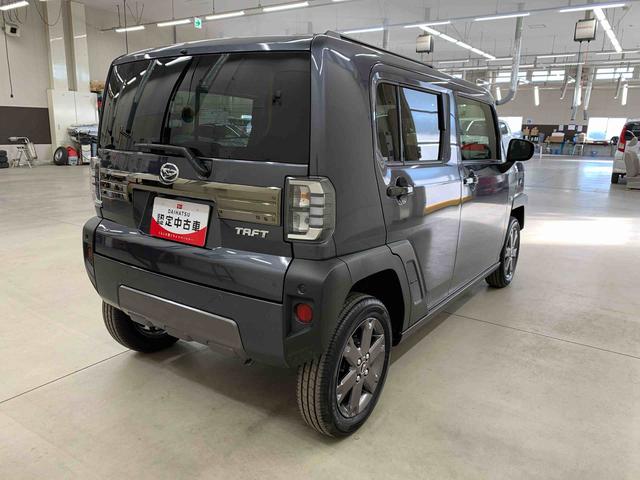 タフト Ｇ　ダーククロムベンチャー　４ＷＤ　ＬＥＤヘッドライト・オートライト・オートマチックハイビーム・プッシュスタートボタン・アイドリングストップ・シートヒーター・オートエアコン・電動パーキングブレーキ・スマートアシスト（11枚目）