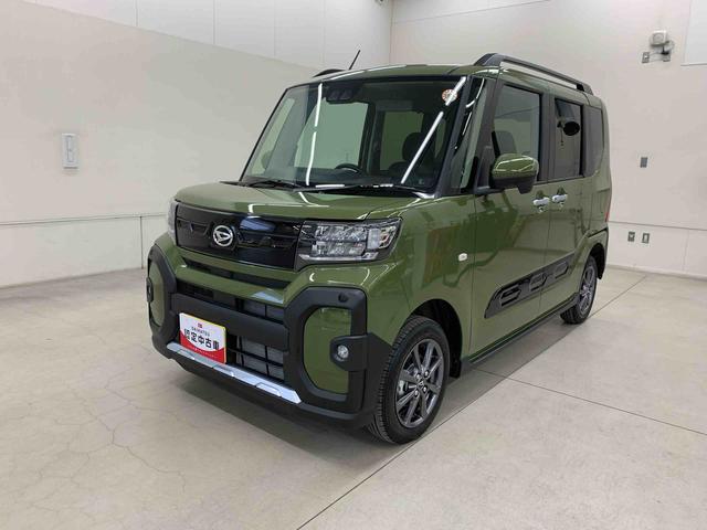 タント ファンクロス　４ＷＤ　両側電動スライドドア・ＬＥＤヘッドライト・オートライト・オートマチックハイビーム・プッシュスタートボタン・アイドリングストップ・シートヒーター・電動パーキングブレーキ・スマートアシスト（10枚目）