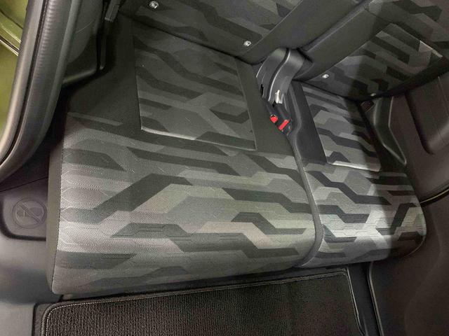 タント ファンクロス　４ＷＤ　両側電動スライドドア・ＬＥＤヘッドライト・オートライト・オートマチックハイビーム・プッシュスタートボタン・アイドリングストップ・シートヒーター・電動パーキングブレーキ・スマートアシスト（34枚目）