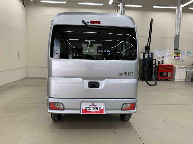 ハイゼットカーゴ クルーズ　４ＷＤ　オートライト・オートマチックハイビーム・プッシュスタートボタン・アイドリングストップ・マニュアルエアコン・スマートアシスト（6枚目）