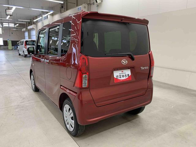 タント Ｘ　４ＷＤ　片側電動スライドドア・ＬＥＤヘッドライト・オートライト・オートマチックハイビーム・プッシュスタートボタン・アイドリングストップ・シートヒーター・電動格納式ドアミラー・スマートアシスト（12枚目）