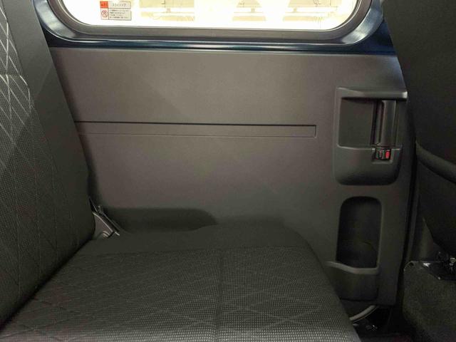アトレー アトレーデッキバン 4WD 両側電動スライドドア・ナビ・ドライブレコーダー・ETC・LEDヘッドライト・オートライト・オートマチックハイビーム・プッシュスタートボタン・アイドリングストップ・スマートアシスト(31枚目)