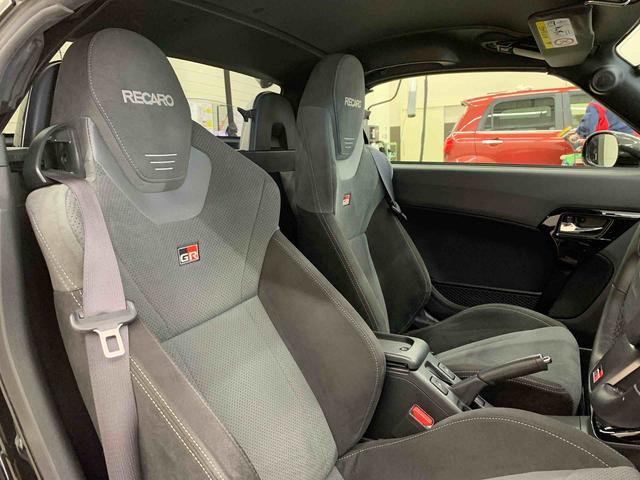 コペン ＧＲ　スポーツ　２ＷＤ　オープンカー・５速ＭＴ・ナビ・ＥＴＣ・ドライブレコーダー・ＬＥＤヘッドライト・プッシュスタートボタン・オートエアコン（16枚目）