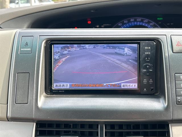 バックカメラ装備。駐車が苦手な方には欠かせません。