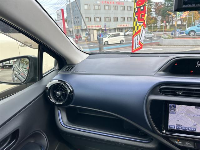 アクア S ドライブレコーダー ETC バックカメラ ナビ TV アルミホイール オートライト スマートキー アイドリングストップ 電動格納ミラー シートヒーター CVT 衝突安全ボディ ABS ESC CD(34枚目)