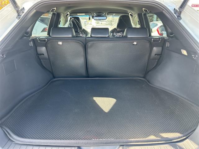 ハリアーハイブリッド G レザーパッケージ ドライブレコーダー バックカメラ クリアランスソナー オートクルーズコントロール レーンアシスト パワーシート 衝突被害軽減システム ナビ オートマチックハイビーム オートライト LEDヘッドランプ(32枚目)