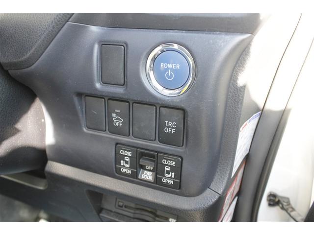 ノア ハイブリッドX ETC バックカメラ ナビ TV 両側電動スライドドア オートライト LEDヘッドランプ スマートキー 電動格納ミラー 後席モニター 3列シート ウォークスルー CVT アルミホイール CD USB(11枚目)