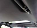 メーカーオプションのムーンルーフです。天井もとてもきれいな状態です。禁煙車です。Fスポーツ専用ブラックインテリア(ピラー・ルーフ)です。
