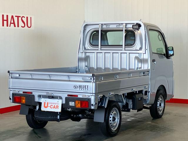スタンダード 農用スペシャル 4WD 5速マニュアル アイドリングストップ 作業灯 エアコン パワステ センターデフロック 純正AM/FMラジオ 衝突被害軽減システム 横滑り防止機構(5枚目)