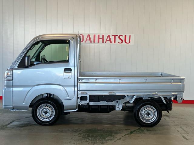 スタンダード 農用スペシャル 4WD 5速マニュアル アイドリングストップ 作業灯 エアコン パワステ センターデフロック 純正AM/FMラジオ 衝突被害軽減システム 横滑り防止機構(7枚目)