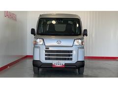 軽自動車、小型車を中心に常時５００台展示車を御用意させて頂いております。 3
