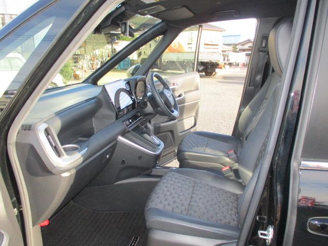 ヴォクシー ハイブリッドS-Z ツインモニター GRフルエアロ パワーバックドア(10枚目)