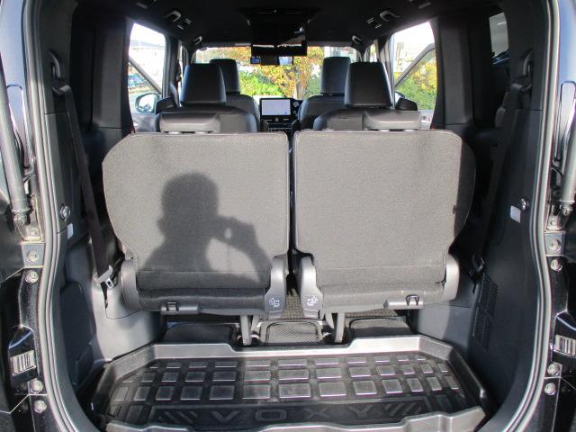 ヴォクシー ハイブリッドS-Z ツインモニター GRフルエアロ パワーバックドア(15枚目)