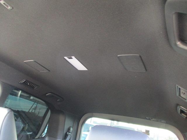 ヴォクシー ハイブリッドS-Z ツインモニター GRフルエアロ パワーバックドア(30枚目)