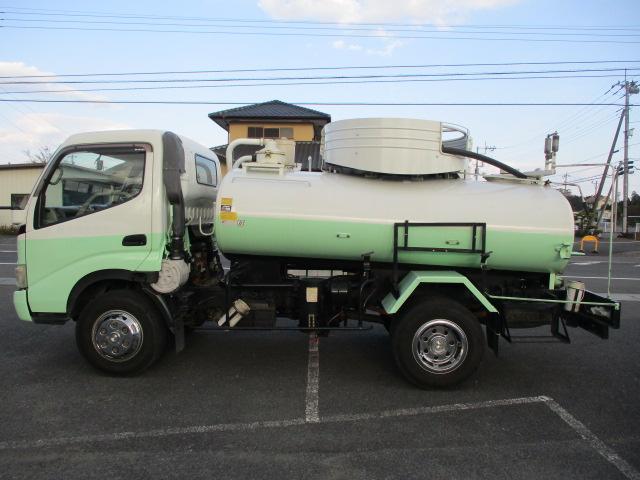 デュトロ 　糞尿車　モリタ製　最大積載容量３７００Ｌ（5枚目）