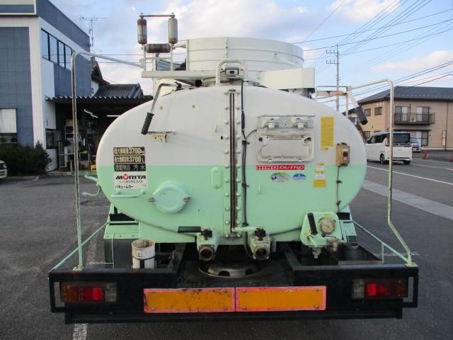 デュトロ 　糞尿車　モリタ製　最大積載容量３７００Ｌ（13枚目）