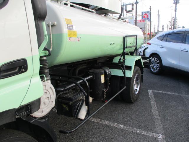 デュトロ 　糞尿車　モリタ製　最大積載容量３７００Ｌ（21枚目）