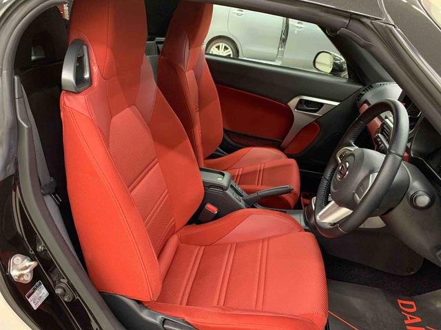 コペン ローブ　２ＷＤ　オープンカー・ＬＥＤヘッドライト・プッシュスタートボタン・アイドリングストップ・センターカップホルダー・オートエアコン・電動格納式ドアミラー（16枚目）