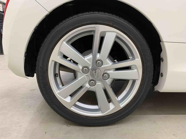 コペン ローブ　２ＷＤ　オープンカー・ＬＥＤヘッドライト・プッシュスタートボタン・アイドリングストップ・センターカップホルダー・オートエアコン・電動格納式ドアミラー（23枚目）