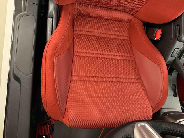 コペン ローブ　２ＷＤ　オープンカー・ＬＥＤヘッドライト・プッシュスタートボタン・アイドリングストップ・センターカップホルダー・オートエアコン・電動格納式ドアミラー（31枚目）