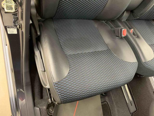 タント カスタムＸ　２ＷＤ　両側電動スライドドア・ＬＥＤヘッドライト・オートライト・オートマチックハイビーム・プッシュスタートボタン・アイドリングストップ・シートヒーター・電動パーキングブレーキ・スマートアシスト（32枚目）