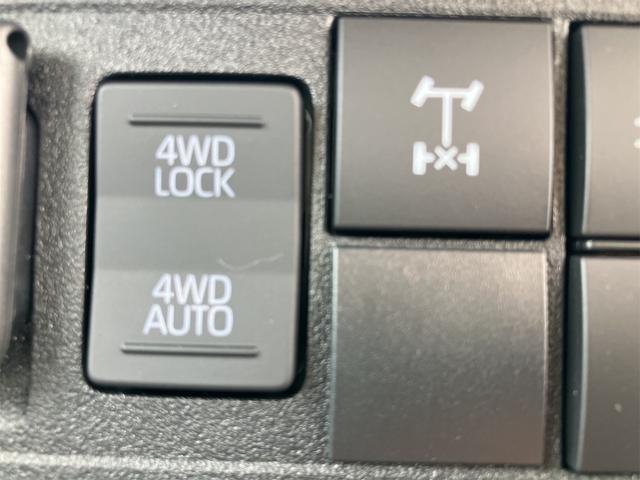 ハイゼットトラック ローダンプ　届出済未使用車　エアコン　パワーステアリング　ＡＭ／ＦＭラジオ　スマートアシスト　ＬＥＤ大型荷台作業灯　スーパーデフロック　電動モーター式ダンプ　コーナーセンサー　電子制御式４ＷＤ　ＣＶＴ（18枚目）