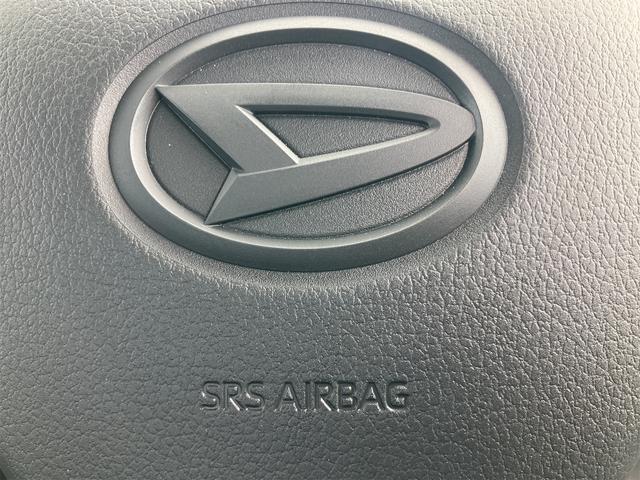 ハイゼットトラック ローダンプ　届出済未使用車　エアコン　パワーステアリング　ＡＭ／ＦＭラジオ　スマートアシスト　ＬＥＤ大型荷台作業灯　スーパーデフロック　電動モーター式ダンプ　コーナーセンサー　電子制御式４ＷＤ　ＣＶＴ（22枚目）