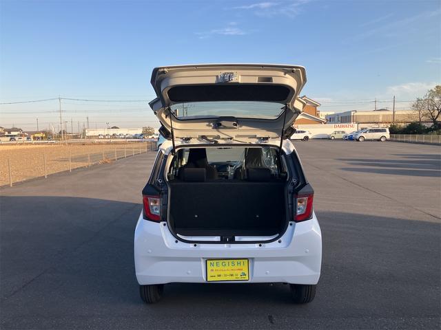 ミライース Ｘ　ＳＡＩＩＩ　届出済未使用車　純正ナビ　バックカメラ　キーレス　セキュリティーアラーム　クリアランスソナー　アイドリングストップ　プライバシーガラス　ＬＥＤヘッドライト　電動格納ドアミラー　スマートアシスト（9枚目）