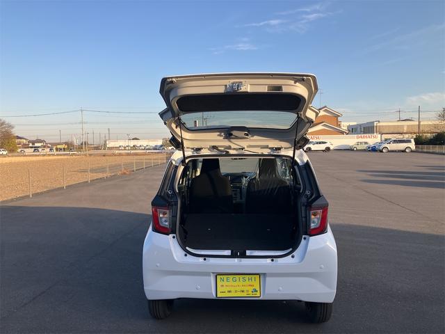 ミライース Ｘ　ＳＡＩＩＩ　届出済未使用車　純正ナビ　バックカメラ　キーレス　セキュリティーアラーム　クリアランスソナー　アイドリングストップ　プライバシーガラス　ＬＥＤヘッドライト　電動格納ドアミラー　スマートアシスト（10枚目）