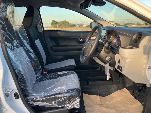 ミライース Ｘ　ＳＡＩＩＩ　届出済未使用車　純正ナビ　バックカメラ　キーレス　セキュリティーアラーム　クリアランスソナー　アイドリングストップ　プライバシーガラス　ＬＥＤヘッドライト　電動格納ドアミラー　スマートアシスト（14枚目）