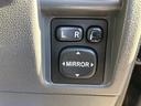 クルーズ　エアコン　パワーステアリング　パワーウィンドウ　社外ＣＤプレーヤー　キーレスエントリー　社外アルミホイール　ＥＴＣ　プライバシーガラス　電動格納ドアミラー（22枚目）