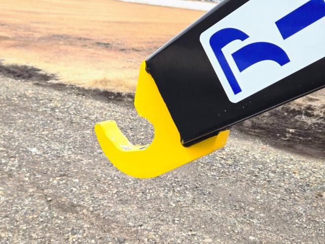 フォワード 　平成２５年式　タダノ　３段クレーン　新明和　アームロール　脱着装置付コンテナ専用車　最大積載量２７５０ｋｇ　ラジコン　ＣＣＡ４－４０　ツインホイスト　ＴＫＧ－ＦＲＲ９０Ｓ２　車輌総重量７９８０ｋｇ（43枚目）