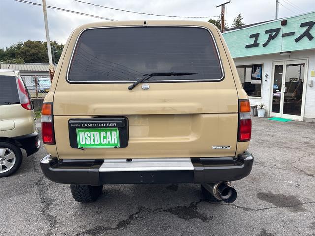 ランドクルーザー８０ ＶＸリミテッド　６０フェイス　ナローボディ　リフトアップ　サクソンマフラー　サンルーフ　ディーゼル　ウッドステアリング　ブラッドレーＶ１６インチ（7枚目）