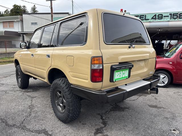 ランドクルーザー８０ ＶＸリミテッド　６０フェイス　ナローボディ　リフトアップ　サクソンマフラー　サンルーフ　ディーゼル　ウッドステアリング　ブラッドレーＶ１６インチ（8枚目）