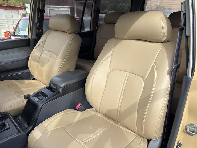 ランドクルーザー８０ ＶＸリミテッド　６０フェイス　ナローボディ　リフトアップ　サクソンマフラー　サンルーフ　ディーゼル　ウッドステアリング　ブラッドレーＶ１６インチ（14枚目）